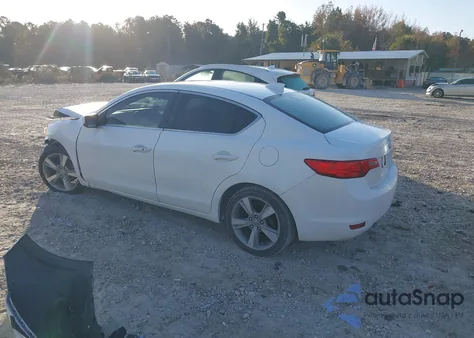 2014 Acura Ilx 2.0L из США, поврежденный, VIN 19VDE1F35EE000108